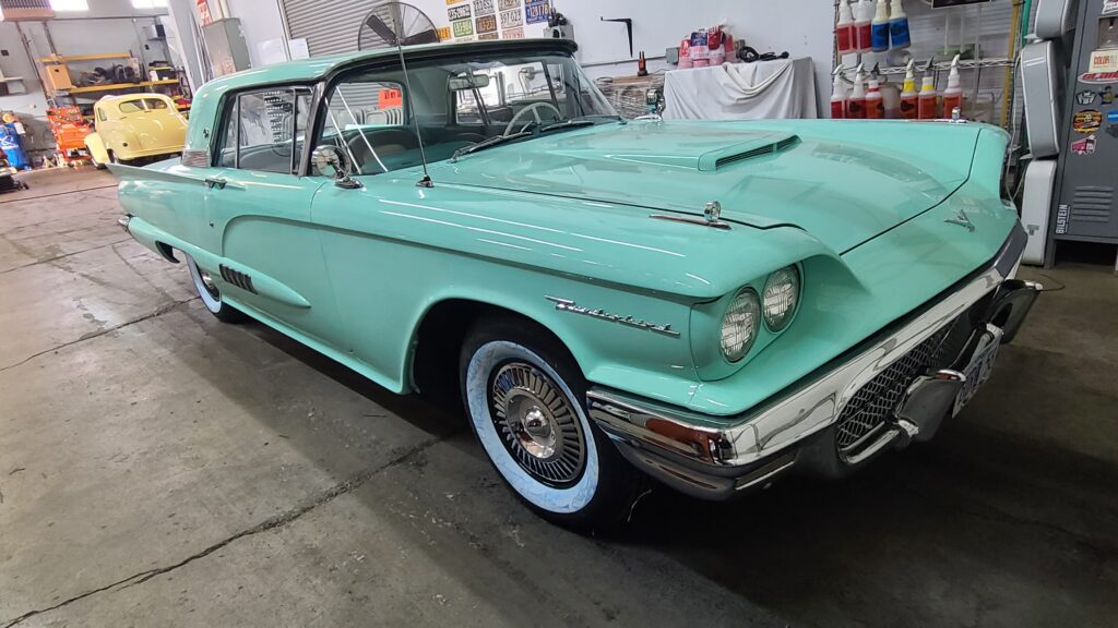 1958 Ford Thunderbird photo gallery